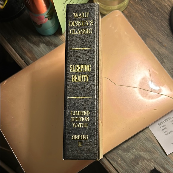 Disney Sleeping Beauty Limited Edition Watch - Picture 2 of 13